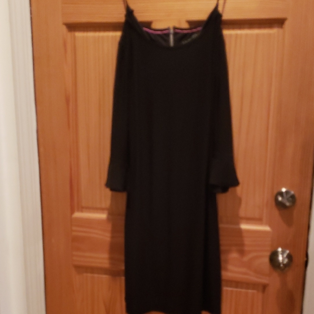 Elegant Black Long Sleeve Dress